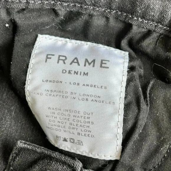 FRAME denim | Black 'Le Skinny High' Jeans in Film Noir - Picture 10 of 15